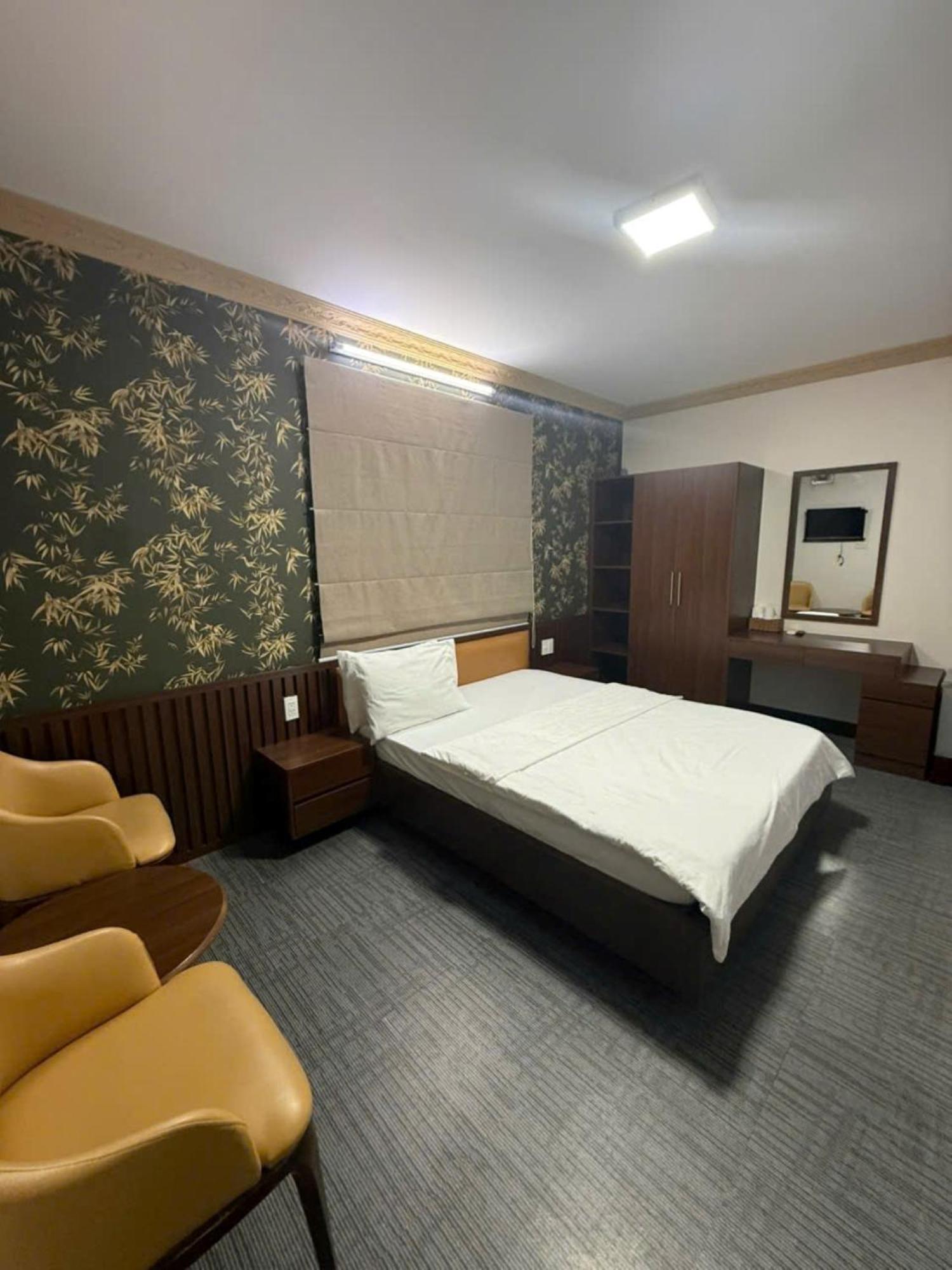 Tam Tin Hotel *
