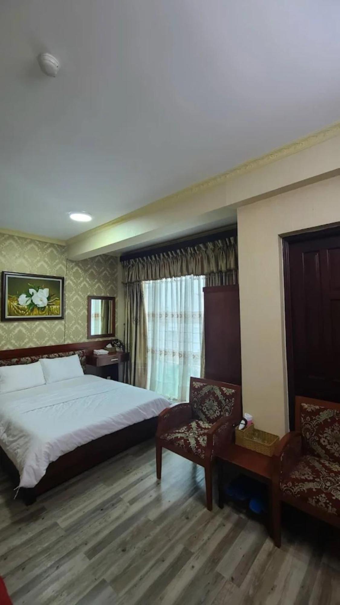 Tam Tin Hotel *